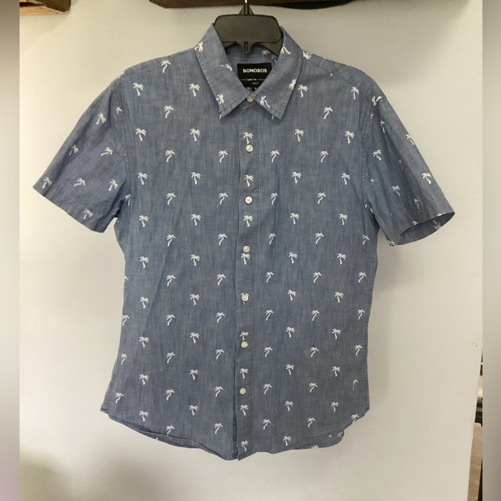 BONOBOS Riveria Short Sleeve Chambray Palms‎ shirt